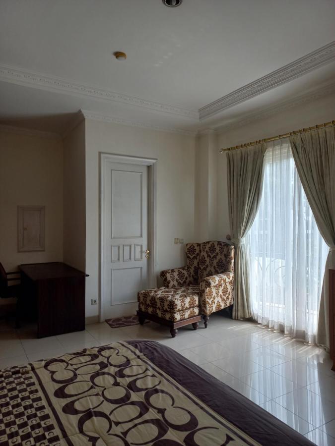 Margot Apartment Pondok Indah Yakarta Exterior foto
