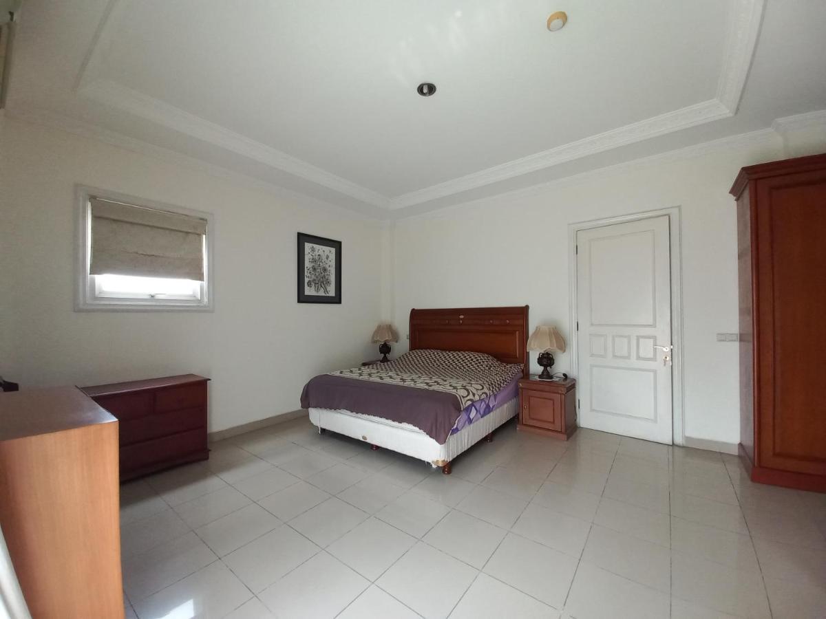 Margot Apartment Pondok Indah Yakarta Exterior foto
